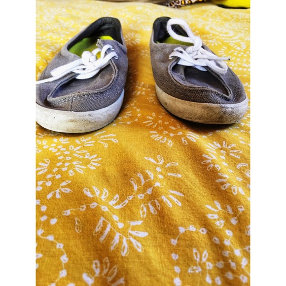 Vans - Picture 3 of 6